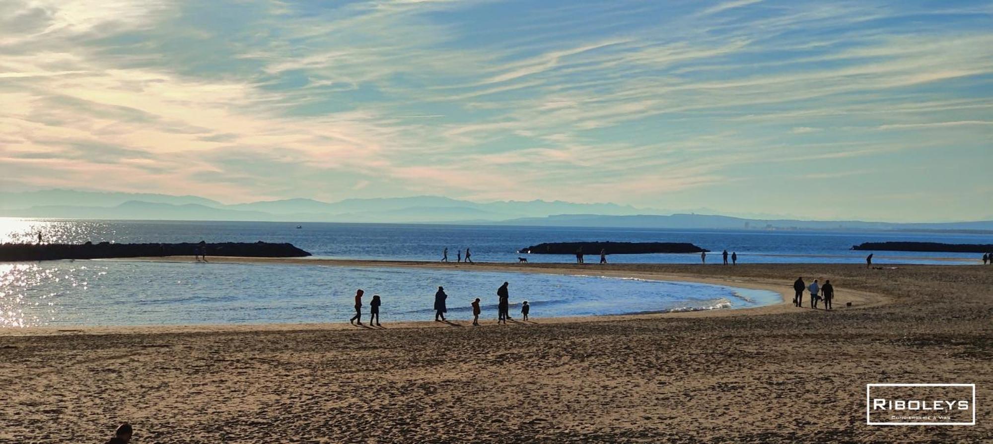 Superbe T3 Climatise Avec Wifi A 400M De La Plage Виас Экстерьер фото