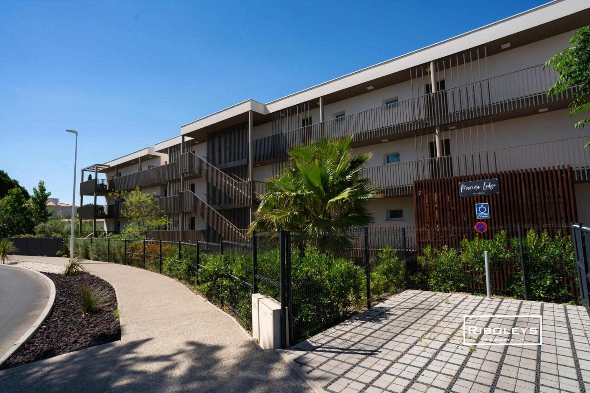Superbe T3 Climatise Avec Wifi A 400M De La Plage Виас Экстерьер фото